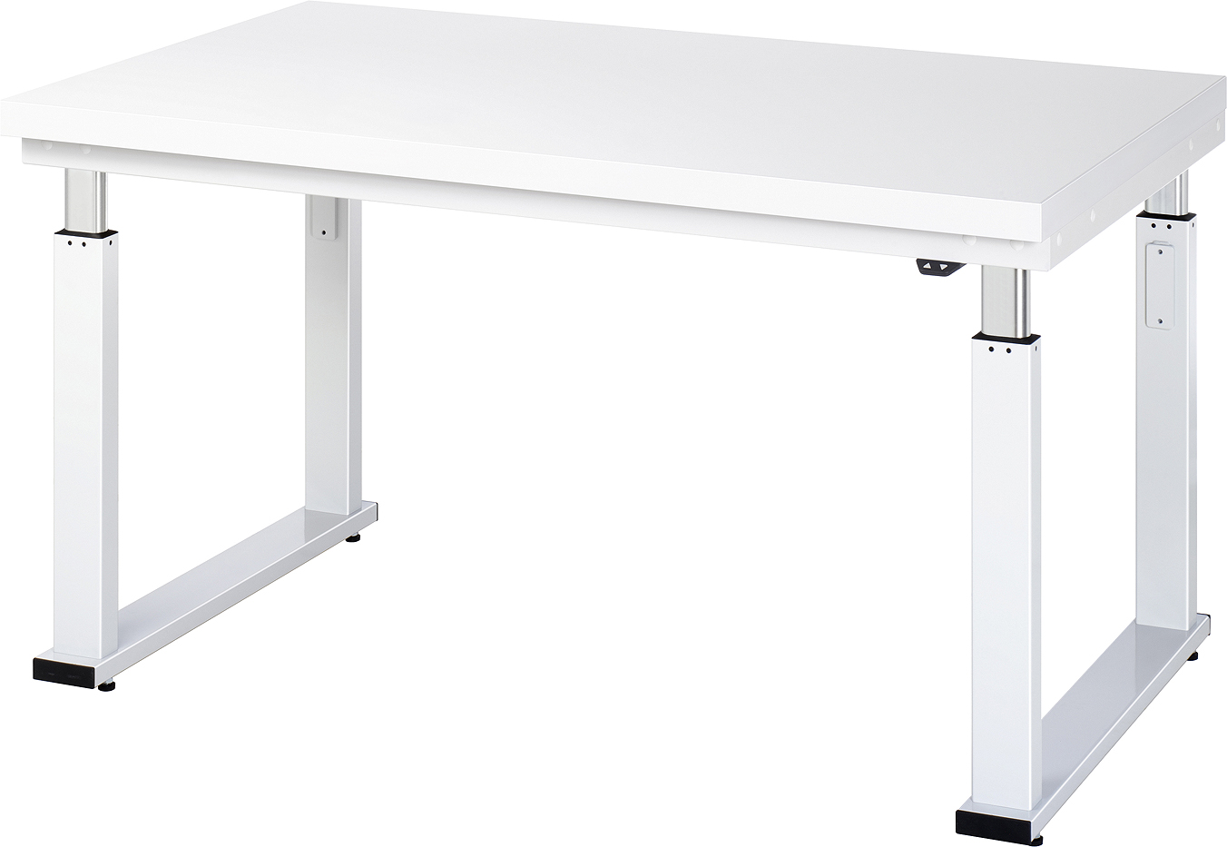 Modell Adlatus 600